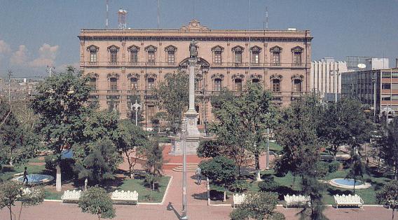 Plaza Hidalgo y Palacio de Gobierno